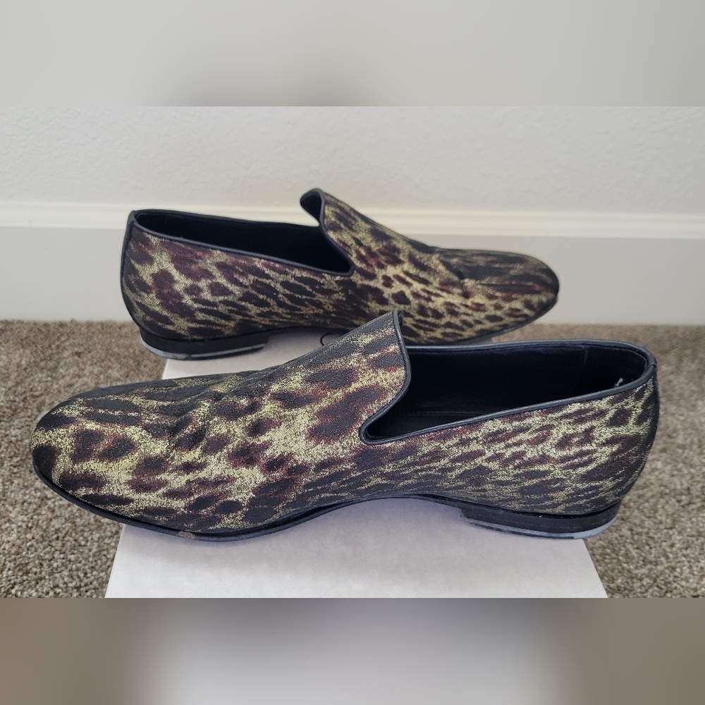Shoes - Picture 3 of 5